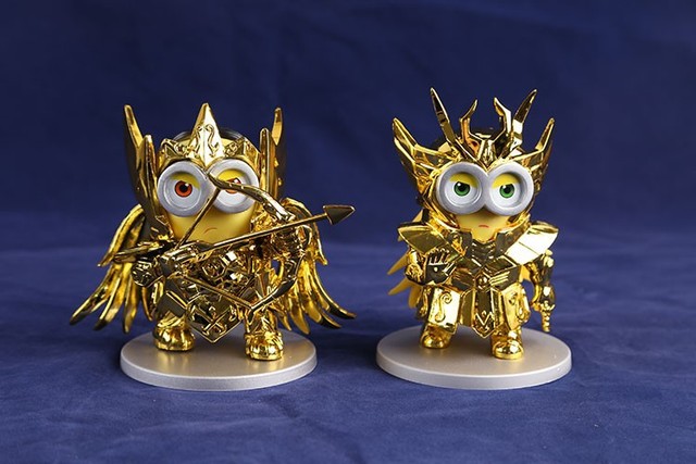 Minions cosplaying as Gold Saints